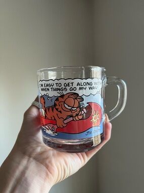 Vintage Collectible - 1978 Garfield Cartoon Glass Mug